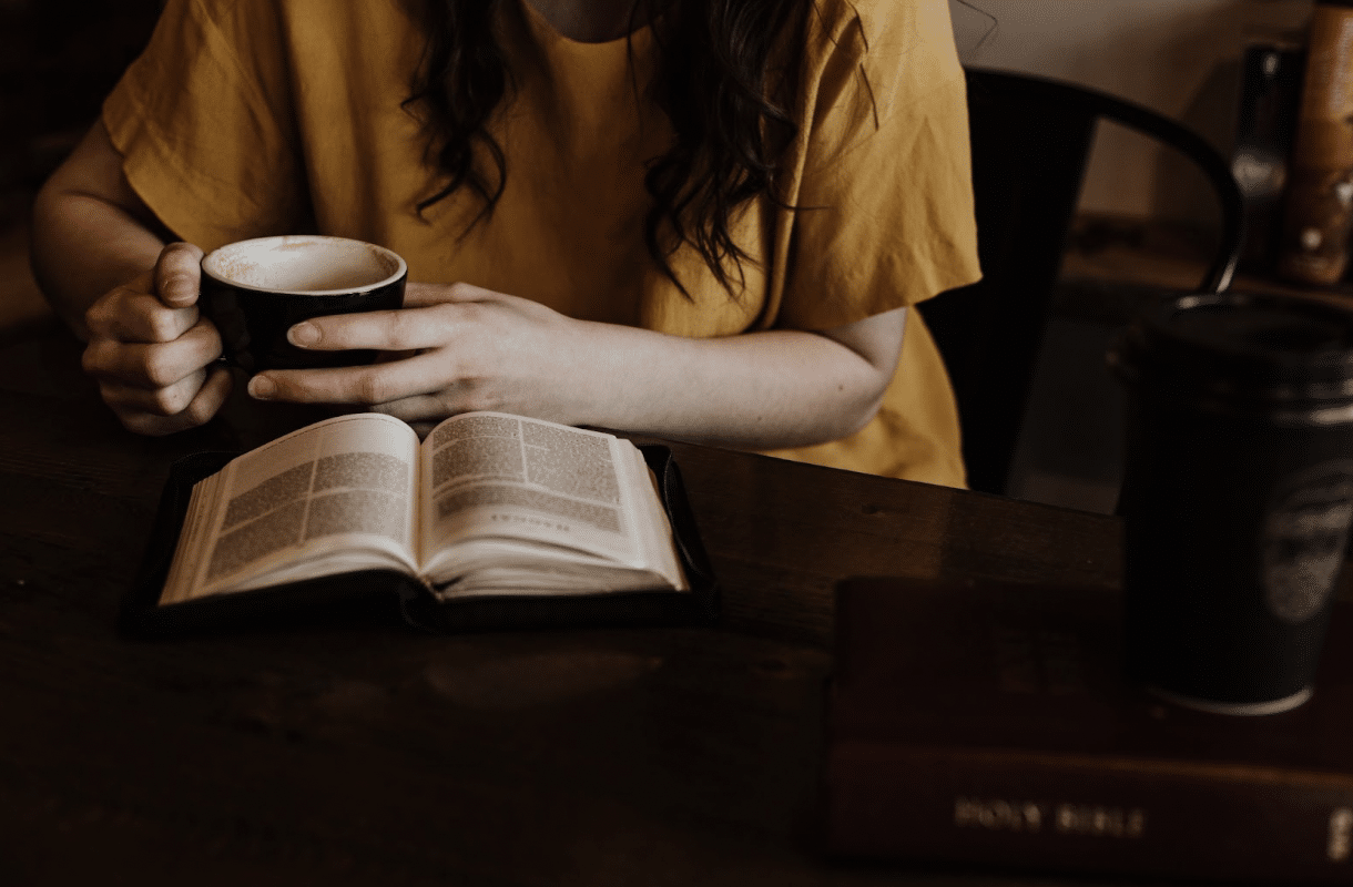 Books on How to Start an Airbnb Business